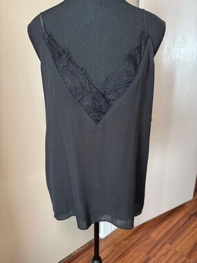 Socialite Black Lace V-Neck Cami